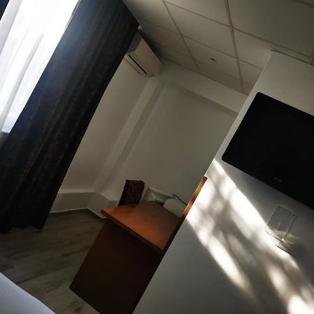 Hotel Viva Ploieşti Eksteriør billede