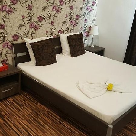 Hotel Viva Ploieşti Eksteriør billede
